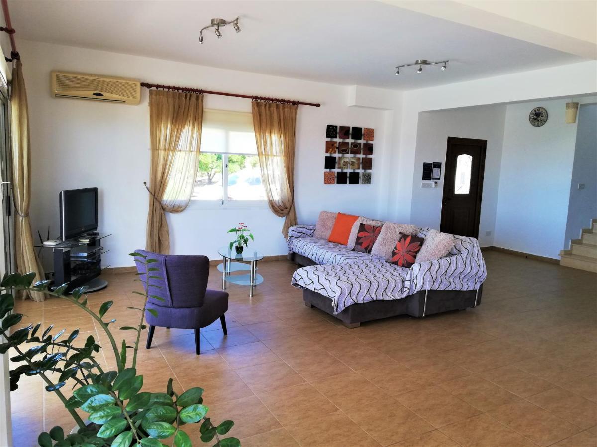 Vila Gabriella Pegeia Exteriér fotografie